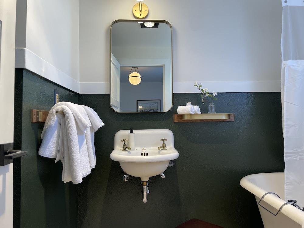 Scotia Lodge photo 25