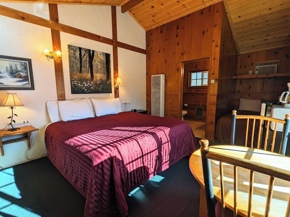 Bluebird Cottage Inn photo 9