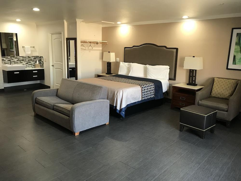 Economy Inn LAX photo 3