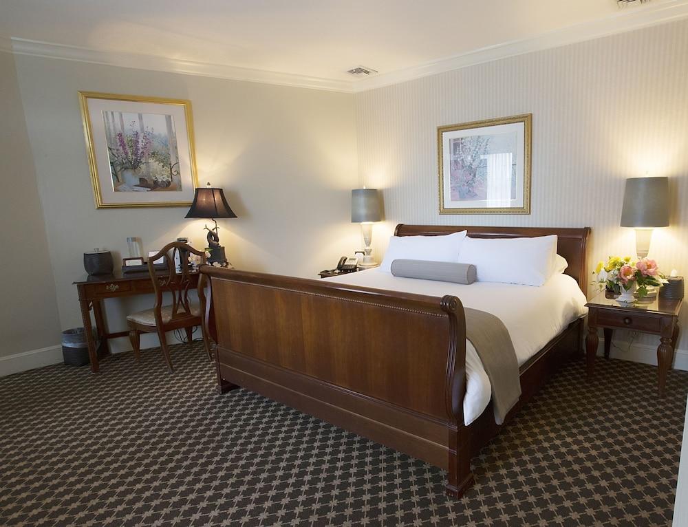 OceanCliff Hotel photo 4