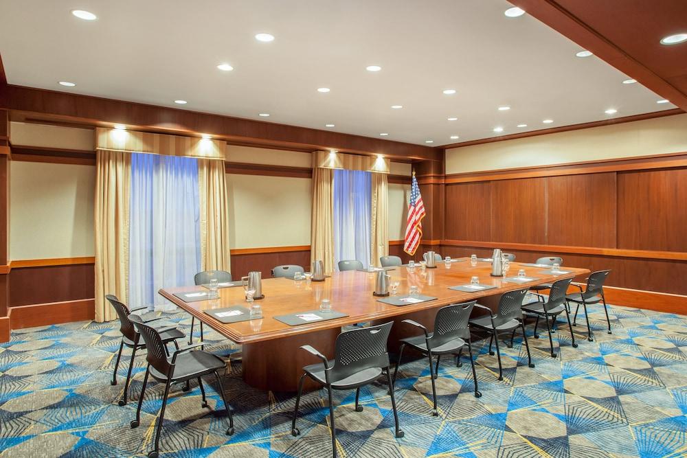 Crowne Plaza Springfield by IHG photo 81