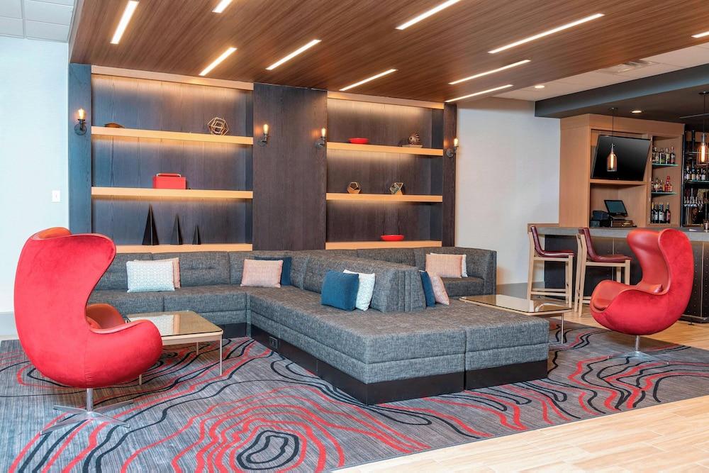 Delta Hotels by Marriott Kalamazoo Conference Center photo 34