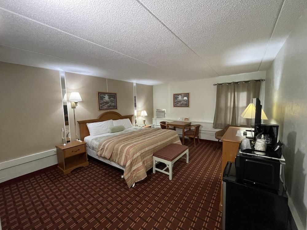The Autumn Inn photo 12