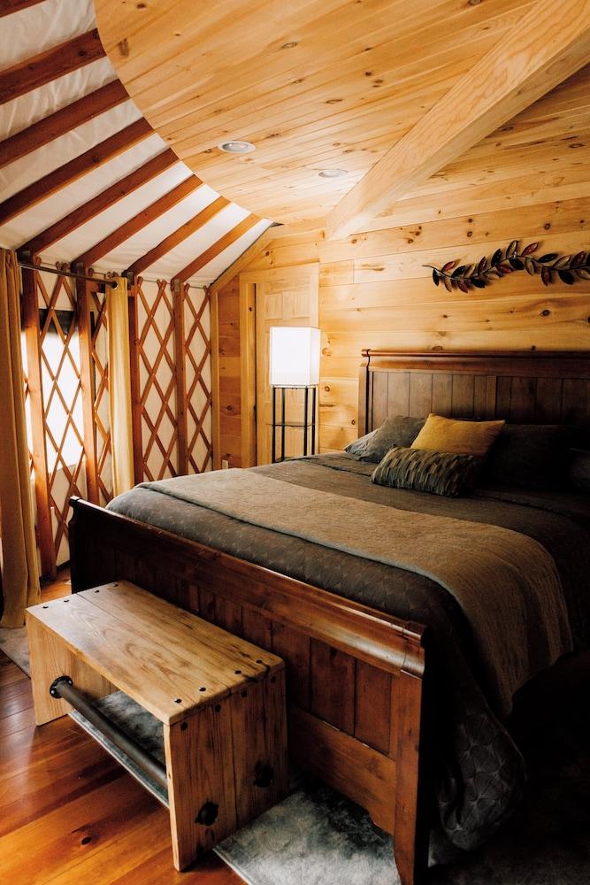 Sky Ridge Yurts photo 30