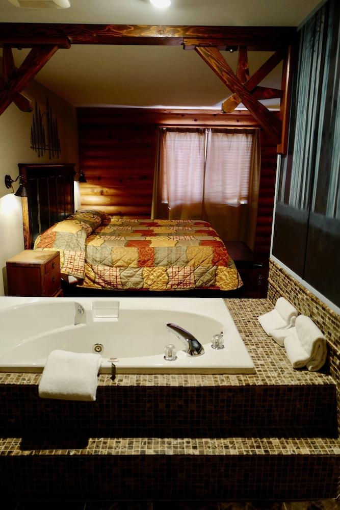 Sumas Mountain Lodge photo 70