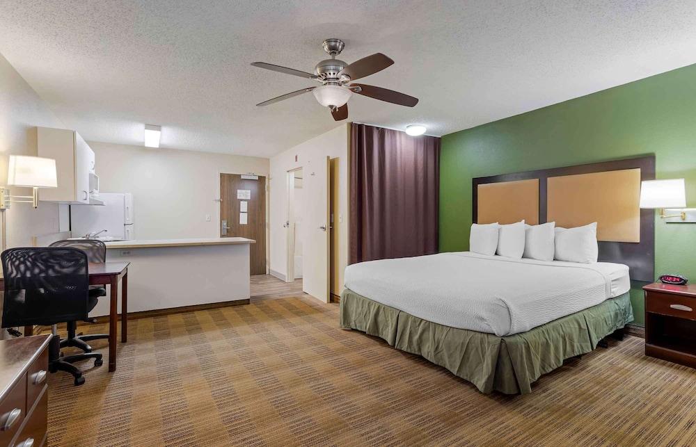 Extended Stay America Suites Houston I10 West CityCentre photo 15