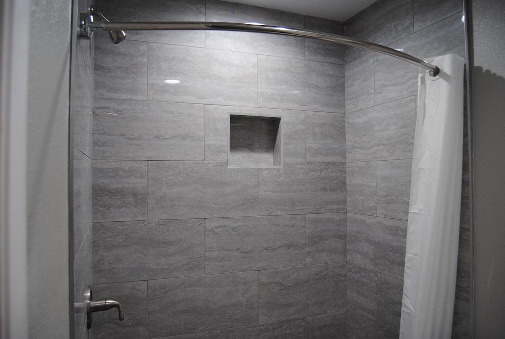 La Puente Inn photo 44