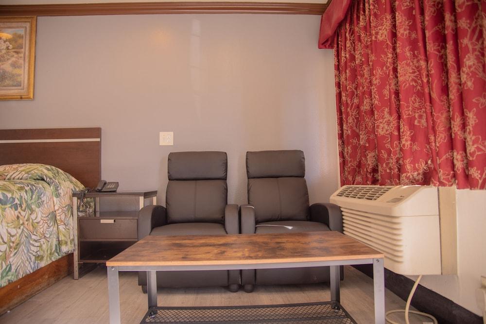 Starlight Inn La Brea photo 29