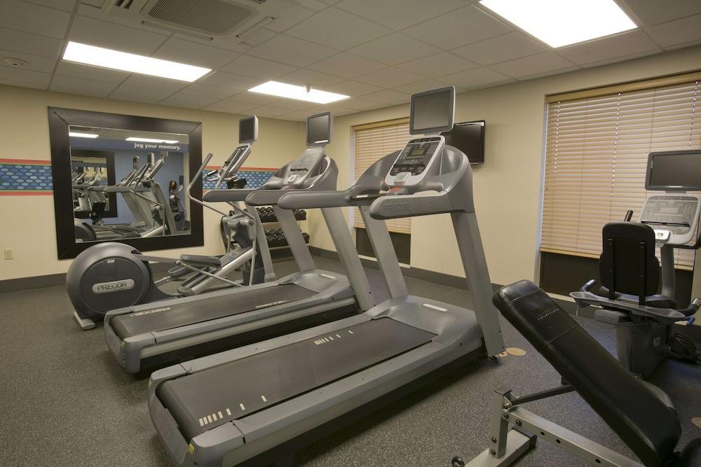 Hampton Inn & Suites Wiggins photo 36