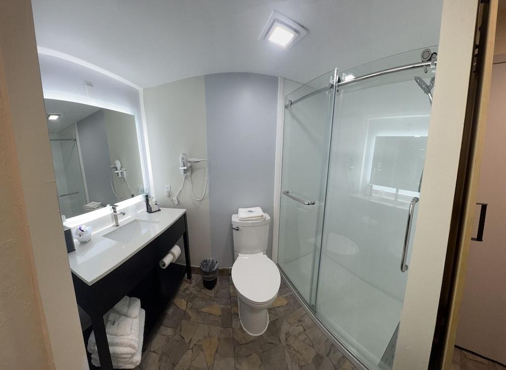 Ocean Sands Beach Boutique Inn - 1 Acre Private Beach photo 42