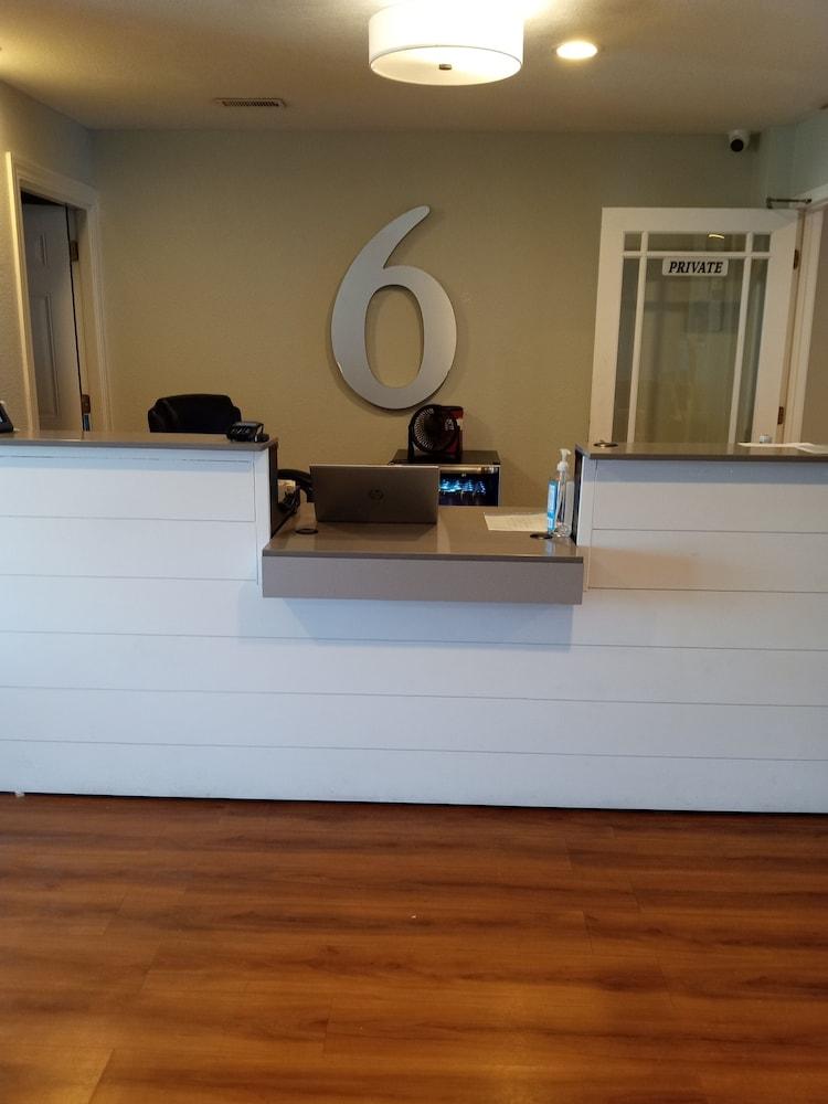 Motel 6 Cameron, MO photo 9
