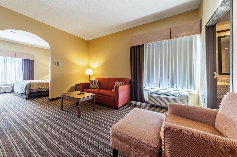 Quality Inn Clarksdale photo 8