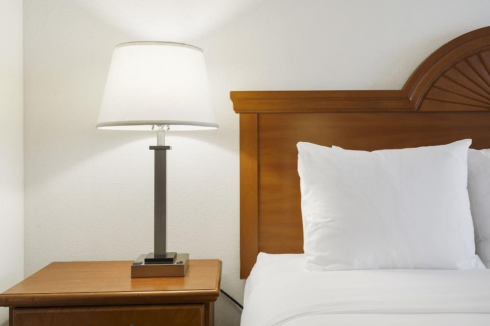 Thousand Hills Resort Hotel photo 3