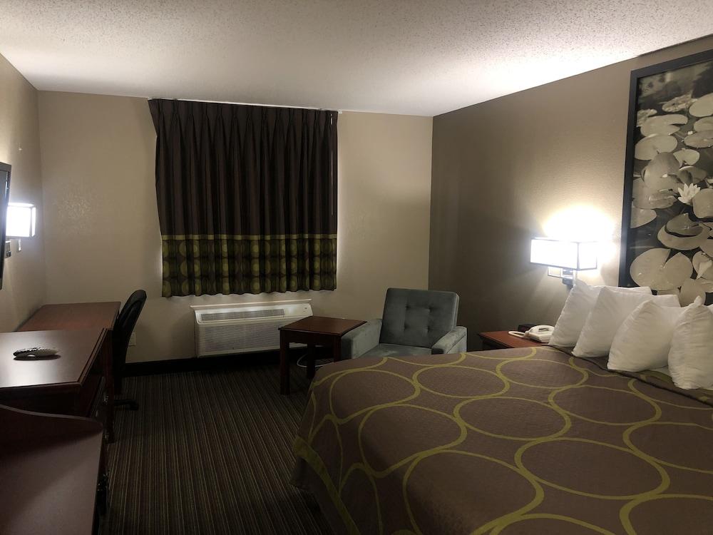 Quality Inn Neosho photo 30