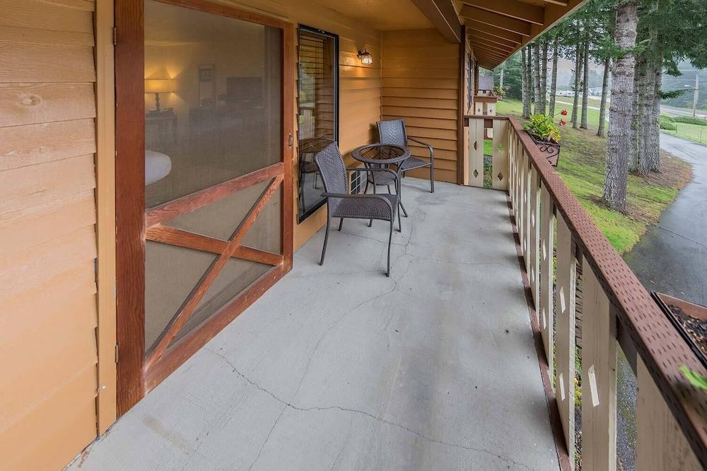 Nisqually Lodge photo 25