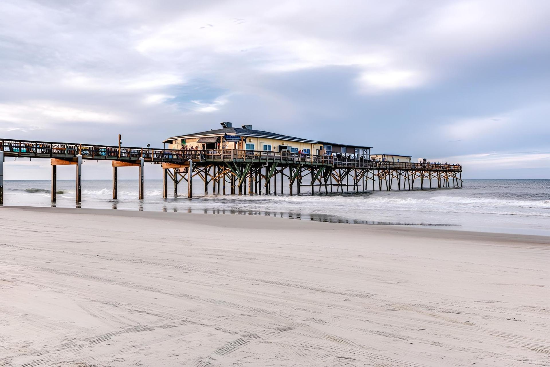 Beach Quarters Daytona photo 36