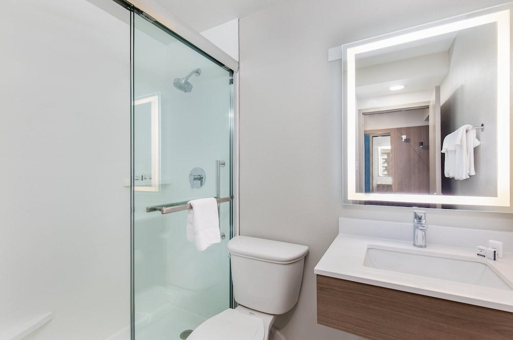 Holiday Inn Express Atlanta Airport - North by IHG photo 16