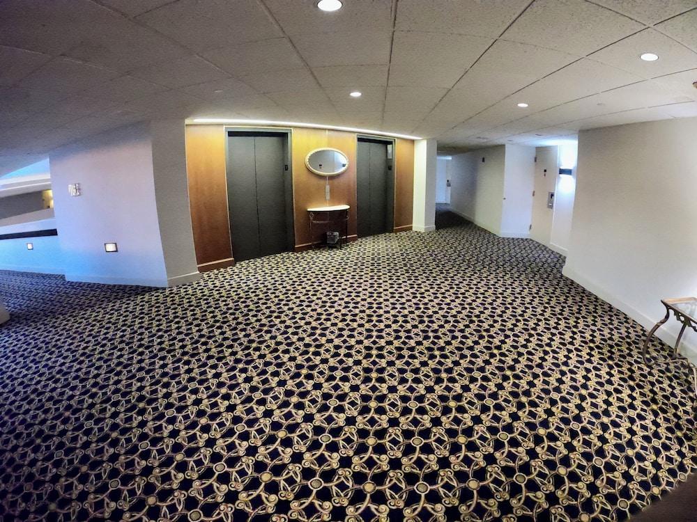 Hotel Mead Resorts & Conventions Center photo 9