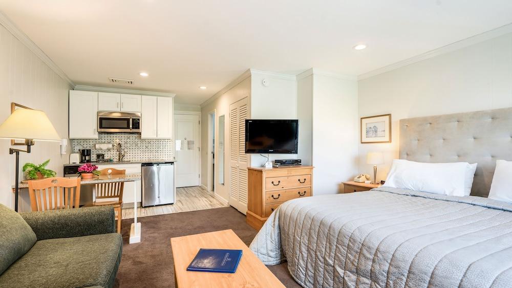 East Hampton House Resort photo 74
