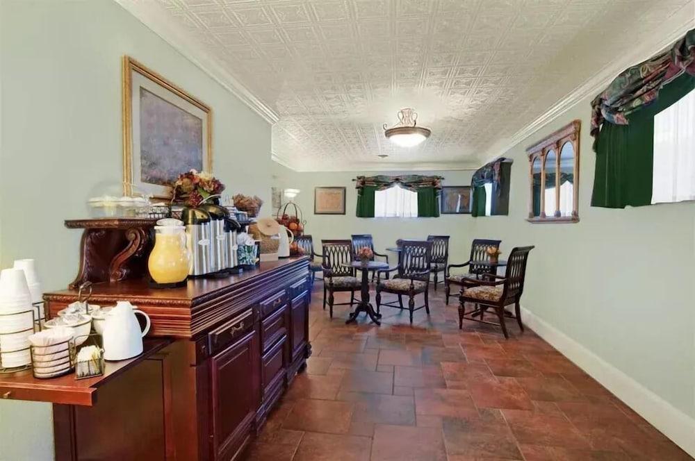 The Jeffreys Hotel Extended Stay photo 2