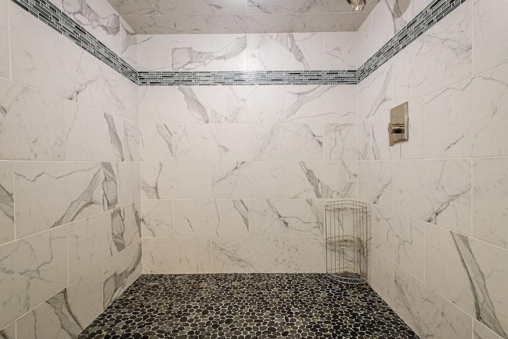The 1661 Inn photo 79