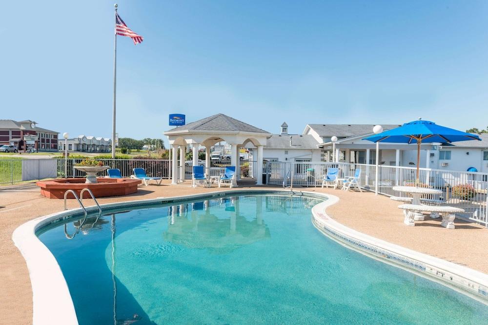 Baymont by Wyndham Osage Beach photo 20