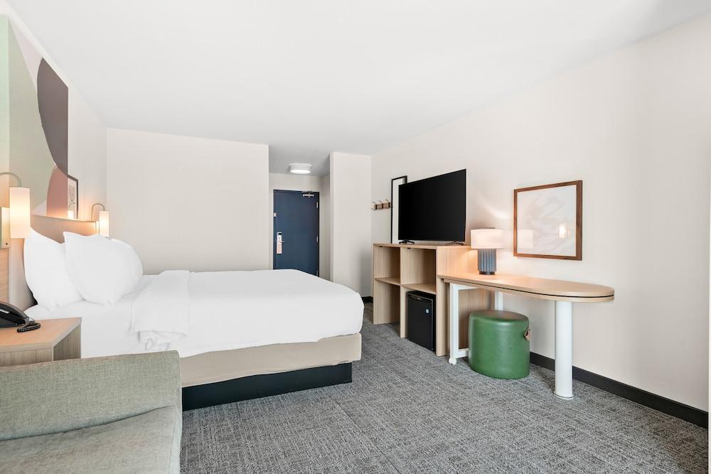 Spark by Hilton Hummelstown Hershey photo 5