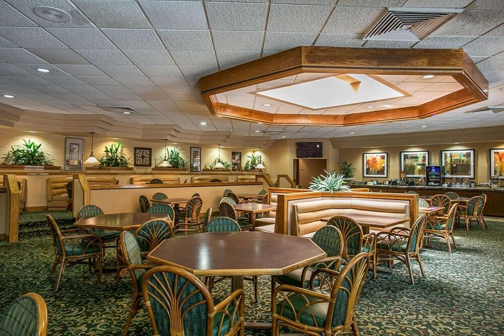 Quality Inn Sumter photo 36