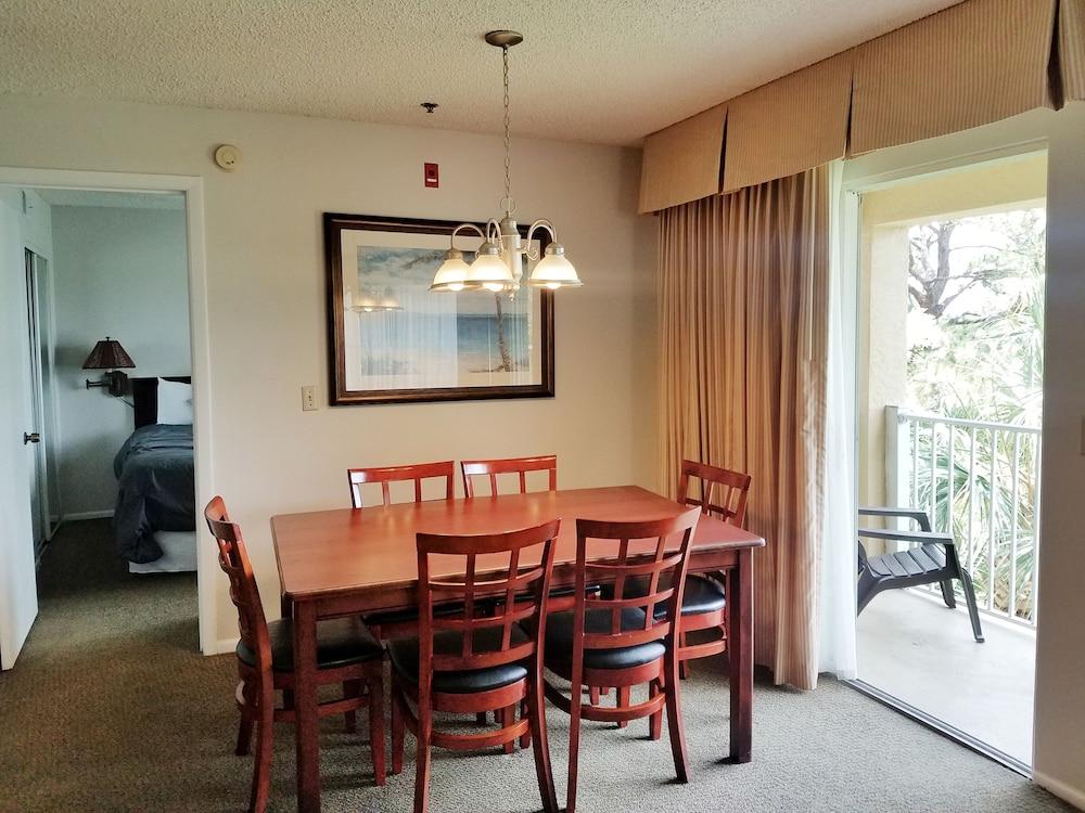 Parc Corniche Condominium Suite Hotel photo 9