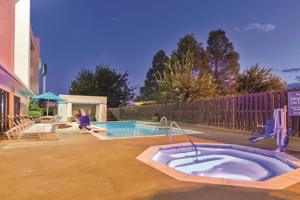 La Quinta Inn by Wyndham Austin North photo 15