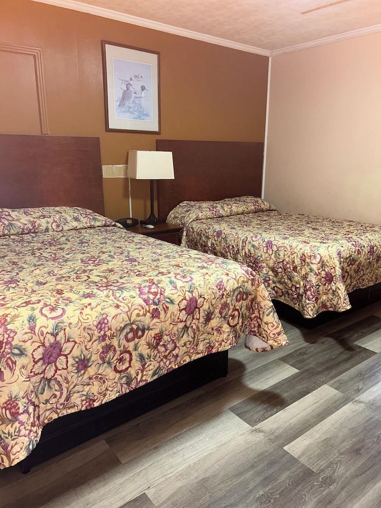 deavers motel photo 3
