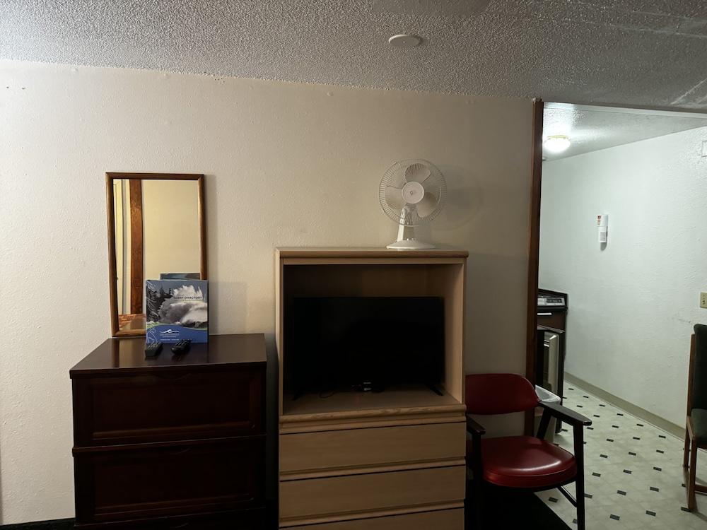 Heidis Inn Ilwaco photo 44
