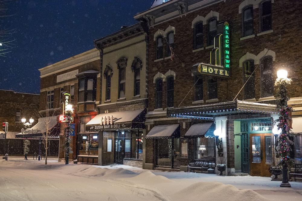 The Black Hawk Hotel photo 39