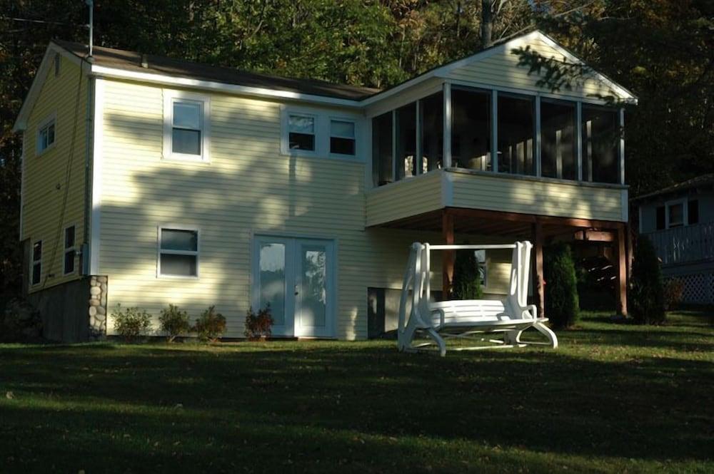 Channel Watefront Cottages photo 31