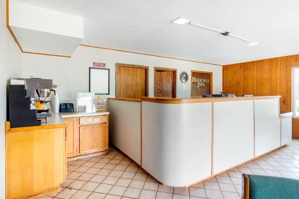 Rodeway Inn Blair photo 39