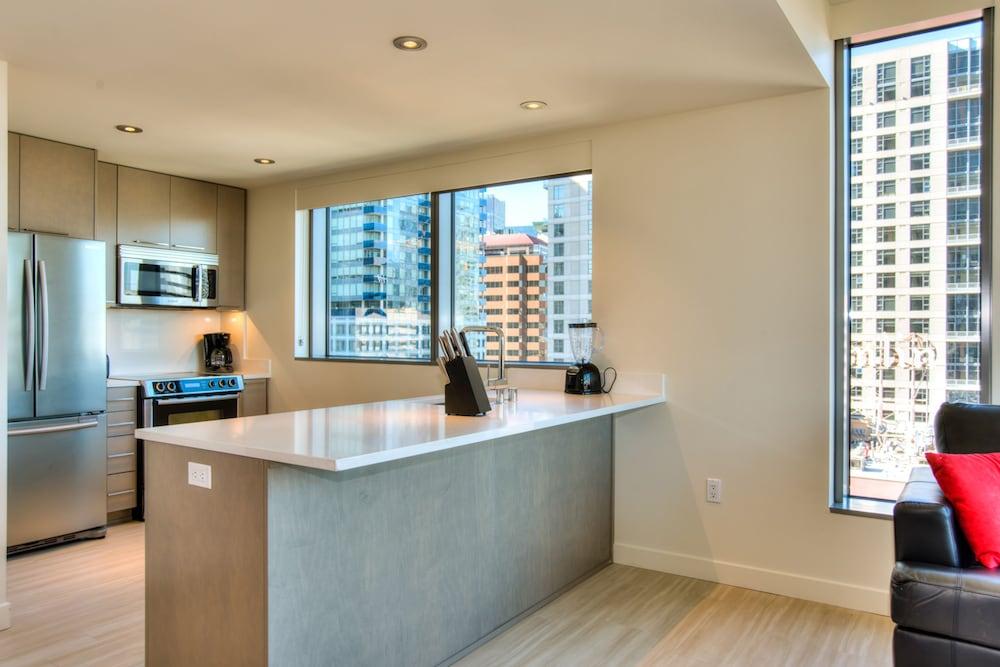 Furnished Apartments on Pine Street photo 13