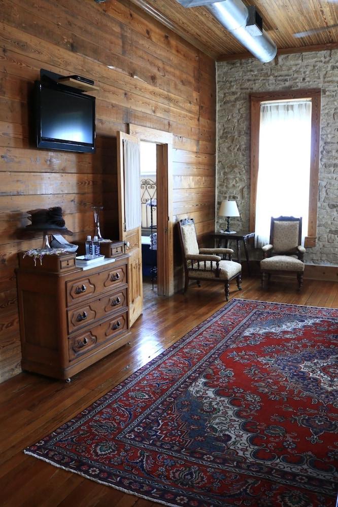 Hico's Upstairs Inn photo 35