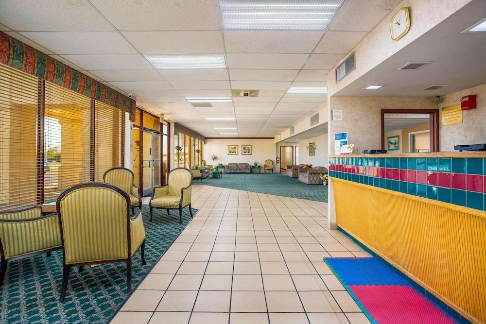 Econo Lodge Cave City photo 52