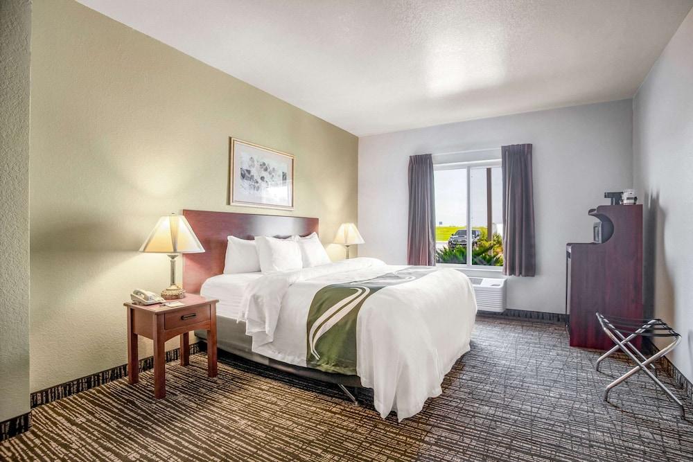 Quality Inn Parsons North photo 38