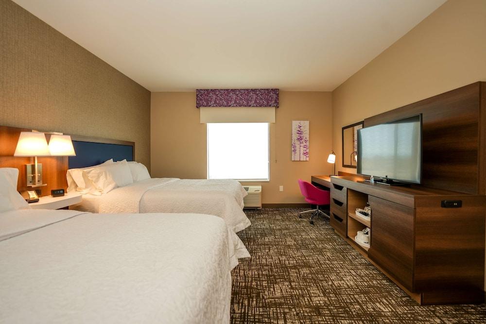 Hampton Inn & Suites Aurora South Denver photo 29