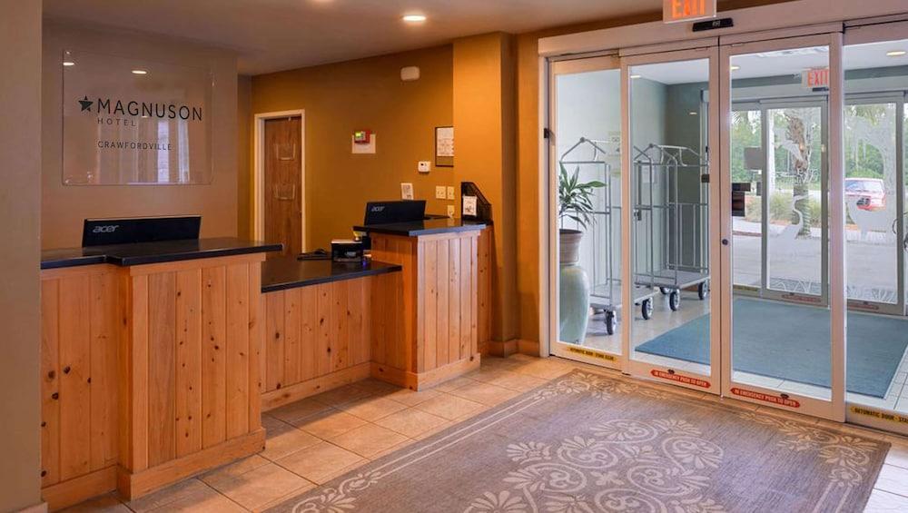 Wildwood Inn photo 4