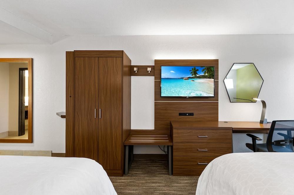 Holiday Inn Express Harlingen by IHG photo 28