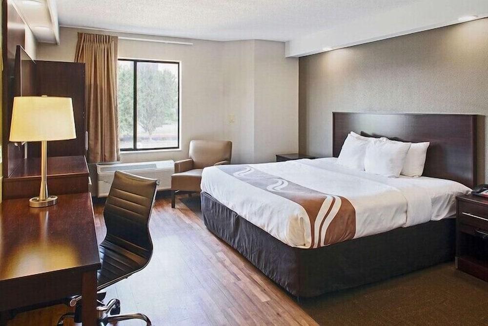 Spark by Hilton Bentonville photo 3