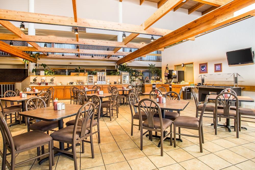 Clarion Inn Grand Junction photo 60