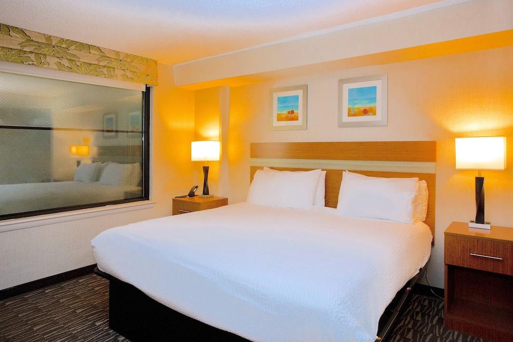 The Barclay Towers Resort Hotel photo 12