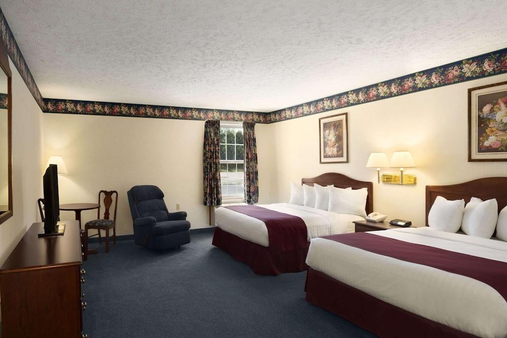 Days Inn by Wyndham Grayling photo 5