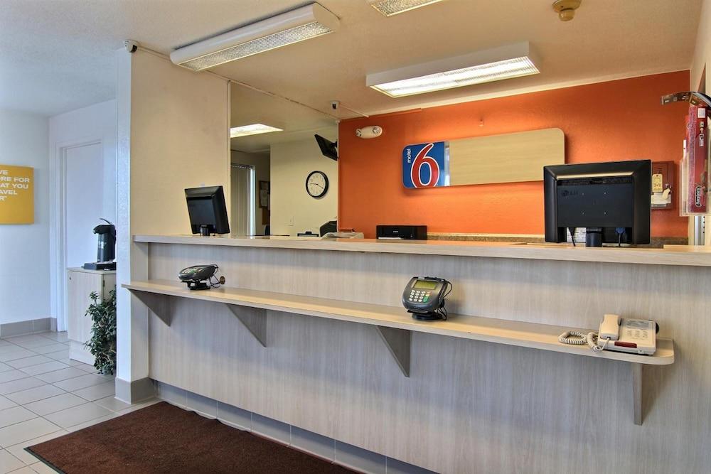 Park Inn by Radisson, Fargo West Acres photo 3