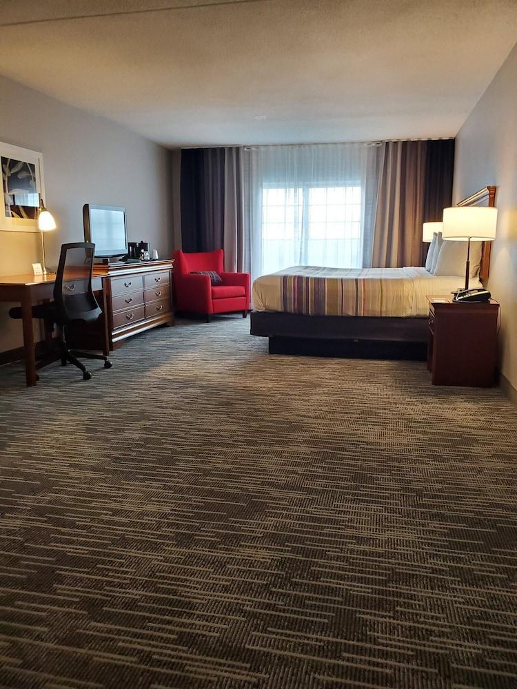 Country Inn & Suites by Radisson, Fredericksburg South (I-95), VA photo 41