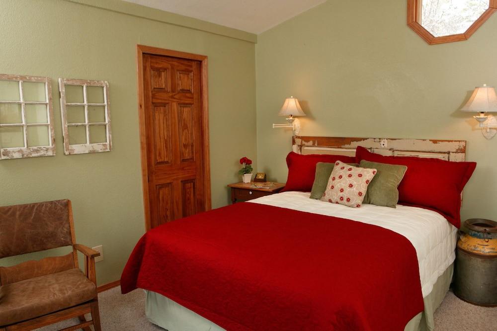 Lake Lucerne Resort & Ranch photo 18