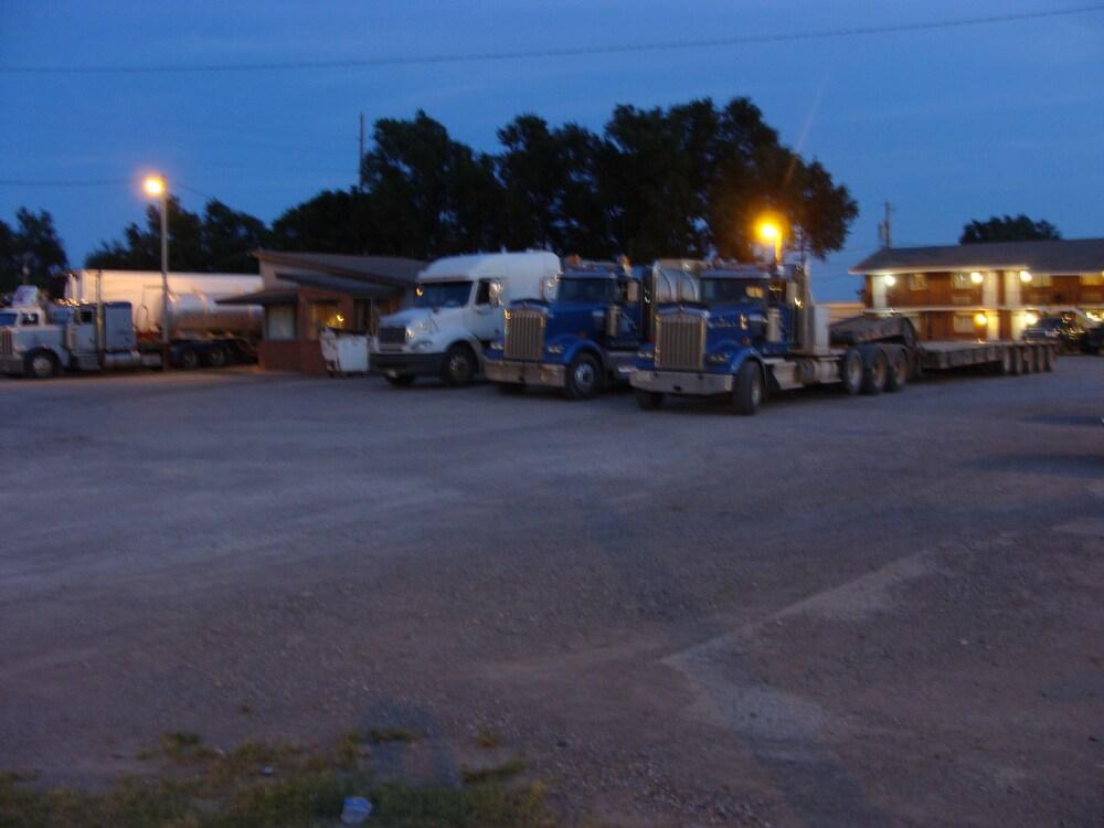 Holiday Motel photo 24